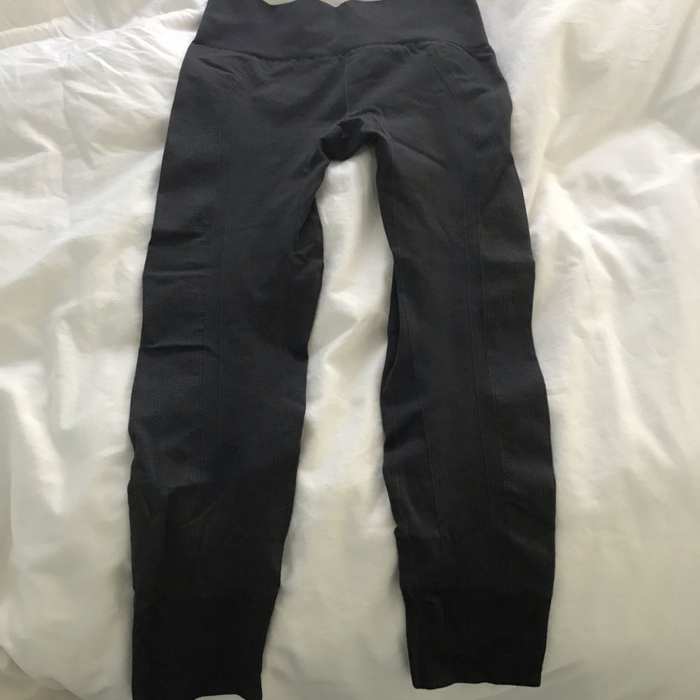 Lululemon ebb to street leggings